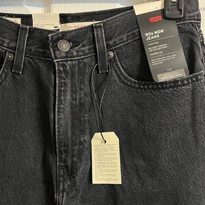 Levi 80s Mom Jeans women’s